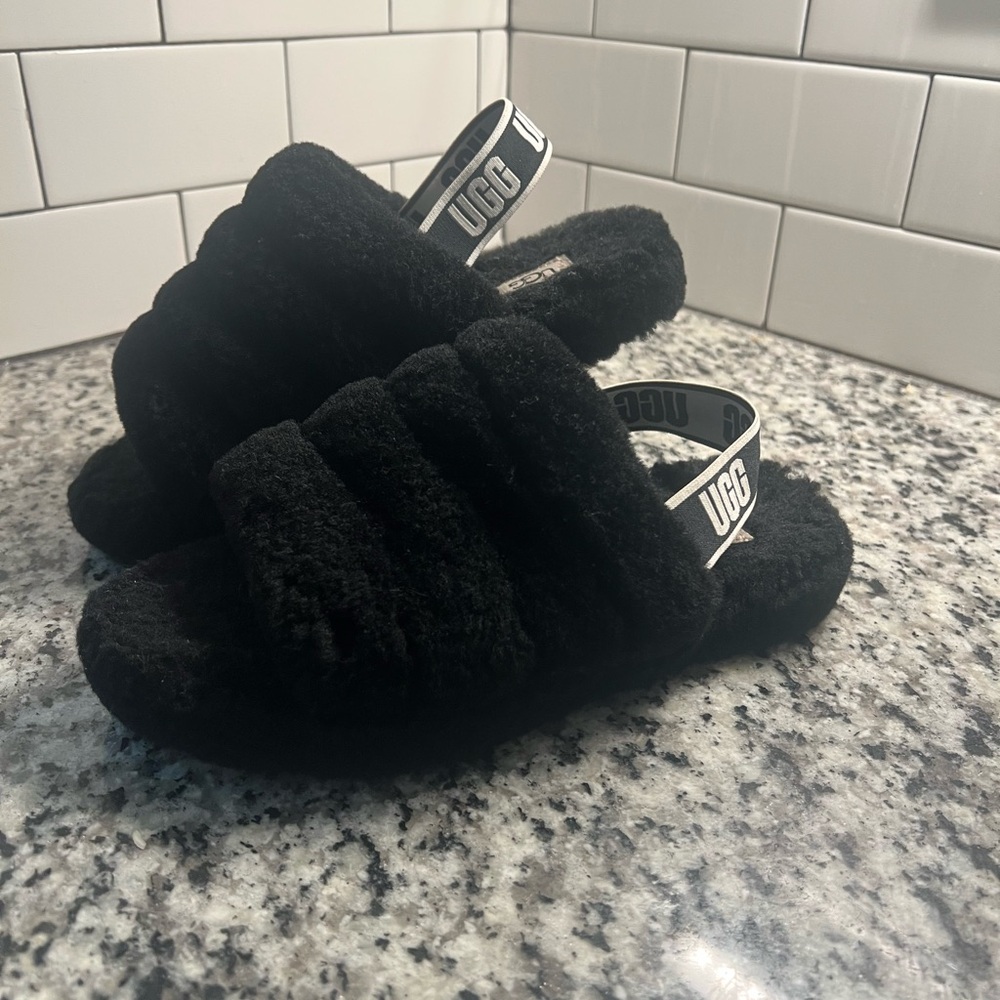 UGG Black Fluffy Sandals